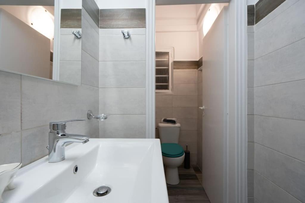 Metaxourgio 2Nd Floor Apartman Athén Kültér fotó